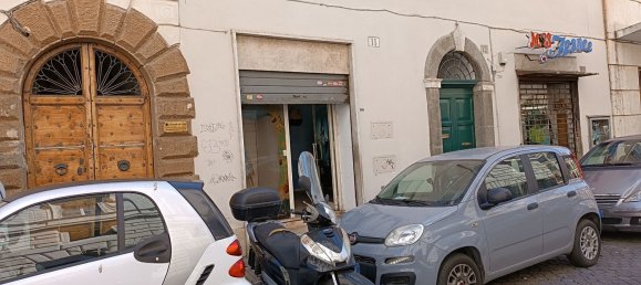 65m² Commercial property in Rome, Italy No. 72397 13