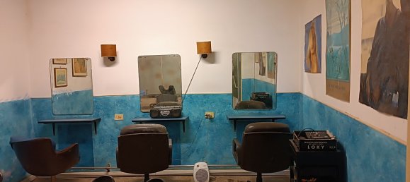 65m² Commercial property in Rome, Italy No. 72397 23