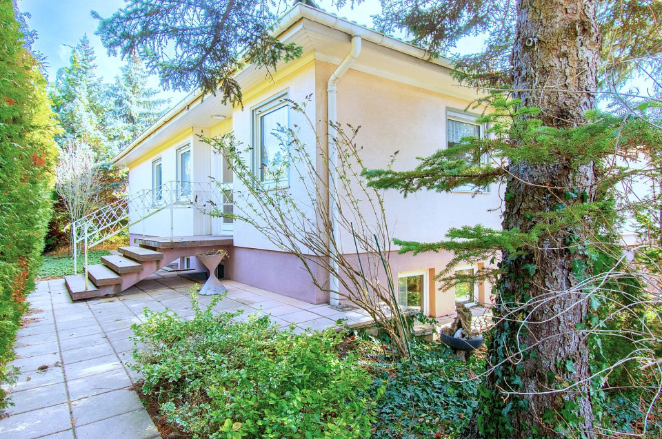 4-salle Bungalow à Hinterbruhl, Austria No. 128512