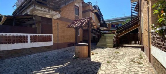 4 bedrooms Apartment in Ardea, Italy No. 334092 3