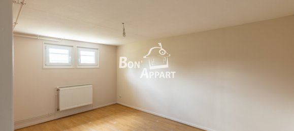 4 Schlafzimmer Haus in Saint-Privat-la-Montagne, France, Nr. 66949 12