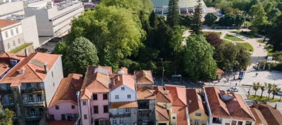 9 bedrooms Castles in Porto, Portugal No. 123460 4