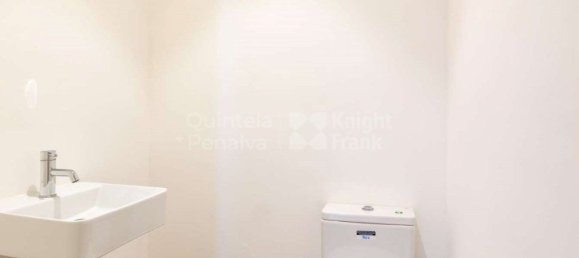 4 bedrooms Apartment in Lisbon, Portugal No. 90111 13