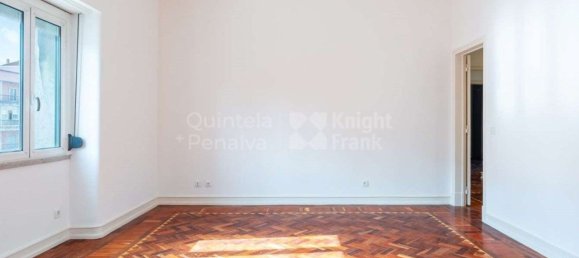 4 bedrooms Apartment in Lisbon, Portugal No. 90111 12