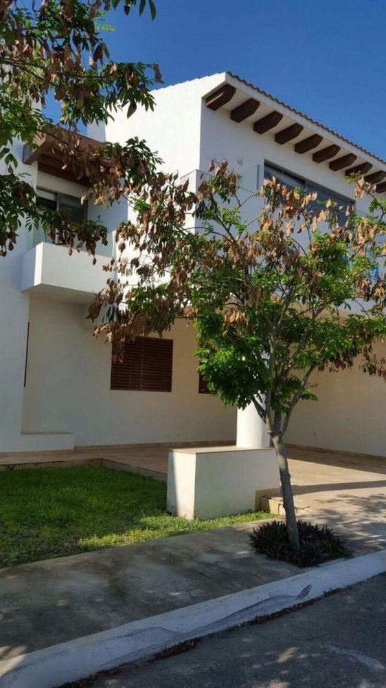 3 bedrooms House in Yucatan, Mexico No. 154149