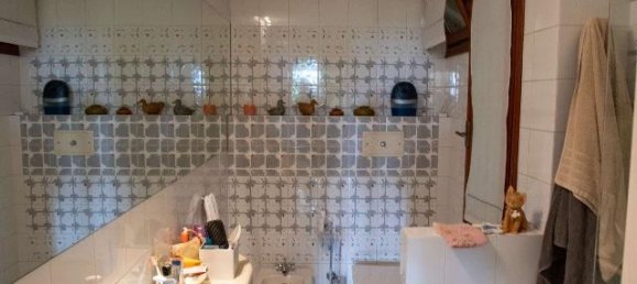 Villa de 7 divisões em Guanzate, Italy N.º 12828 31