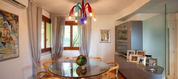 Villa de 7 divisões em Guanzate, Italy N.º 12828 29