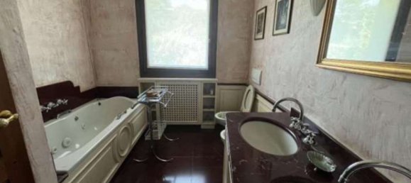 19-salle Villa à Lomazzo, Italy No. 258604 8