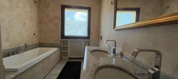 19-salle Villa à Lomazzo, Italy No. 258604 13