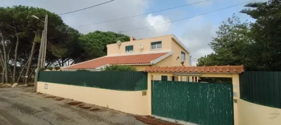 3 bedrooms House in Sintra, Portugal No. 147943 8