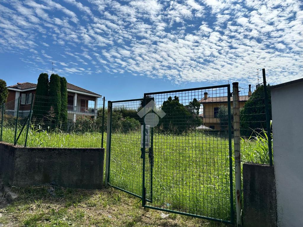Terreno em Verano Brianza, Italy 620 m² N.º 329606