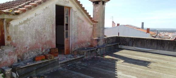 9 bedrooms Building in Caldas da Rainha, Portugal No. 140536 24