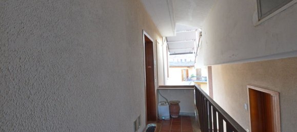 3-salle Appartement à Marciana Marina, Italy No. 111412 4