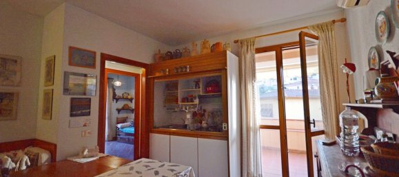 3-salle Appartement à Marciana Marina, Italy No. 111412 11