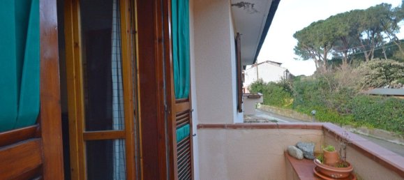 3-salle Appartement à Marciana Marina, Italy No. 111412 8