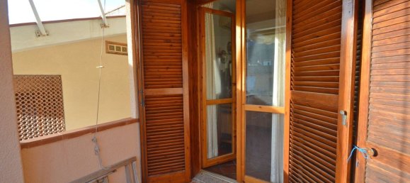 3-salle Appartement à Marciana Marina, Italy No. 111412 6