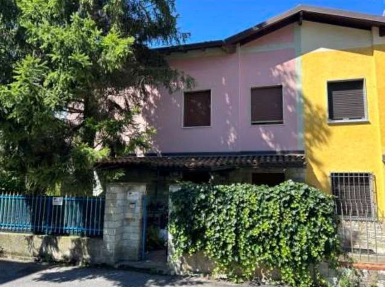 Дом с 6 спальнями в Одоло, Италия № 363401