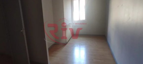 3 chambres Appartement à Vienne, France No. 98404 5