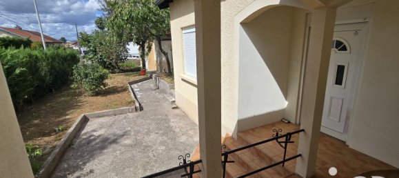 3 bedrooms Villa in Luneville, France No. 324761 2