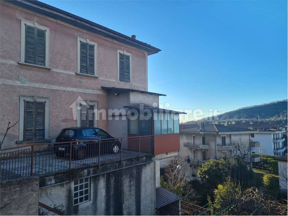 Edifício de 4 divisões em Tavernerio, Italy N.º 150773