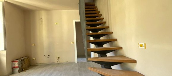 Dúplex de 3 dormitorios en Cannobio, Italy No. 372509 5