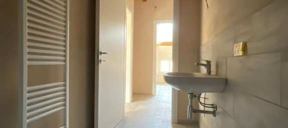 Dúplex de 3 dormitorios en Cannobio, Italy No. 372509 20