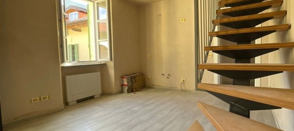 Dúplex de 3 dormitorios en Cannobio, Italy No. 372509 3