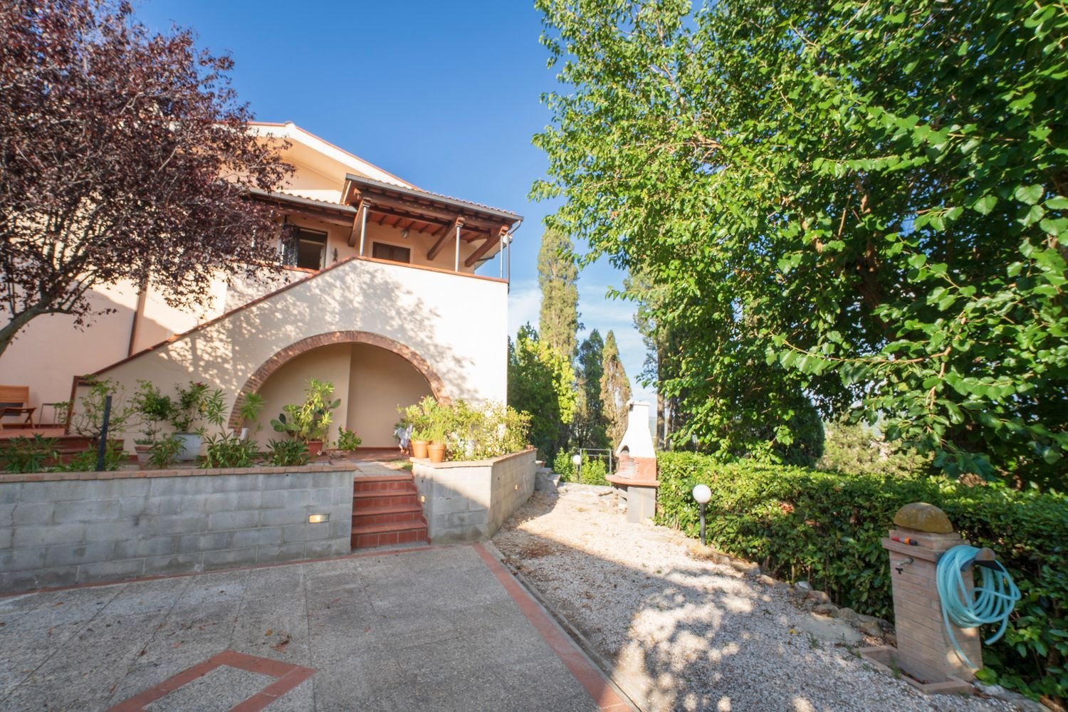 Casa de 10 dormitorios en Volterra, Italy No. 321099