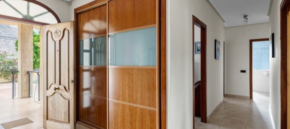 5 Schlafzimmer Villa in Alicante, Spain, Nr. 190483 4