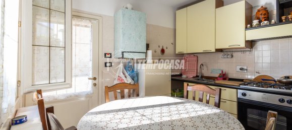 3 rooms House in Cavriago, Italy No. 186329 7