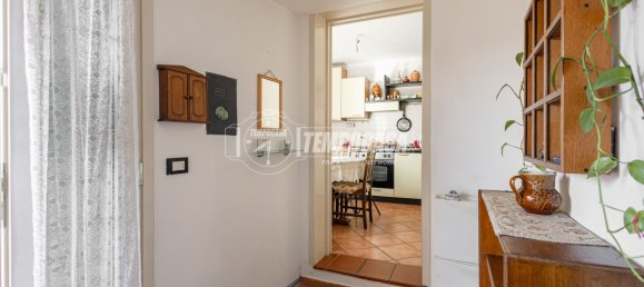 3 rooms House in Cavriago, Italy No. 186329 10