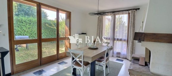 4 bedrooms House in Louviers, France No. 360493 4