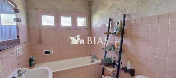 4 bedrooms House in Louviers, France No. 360493 7