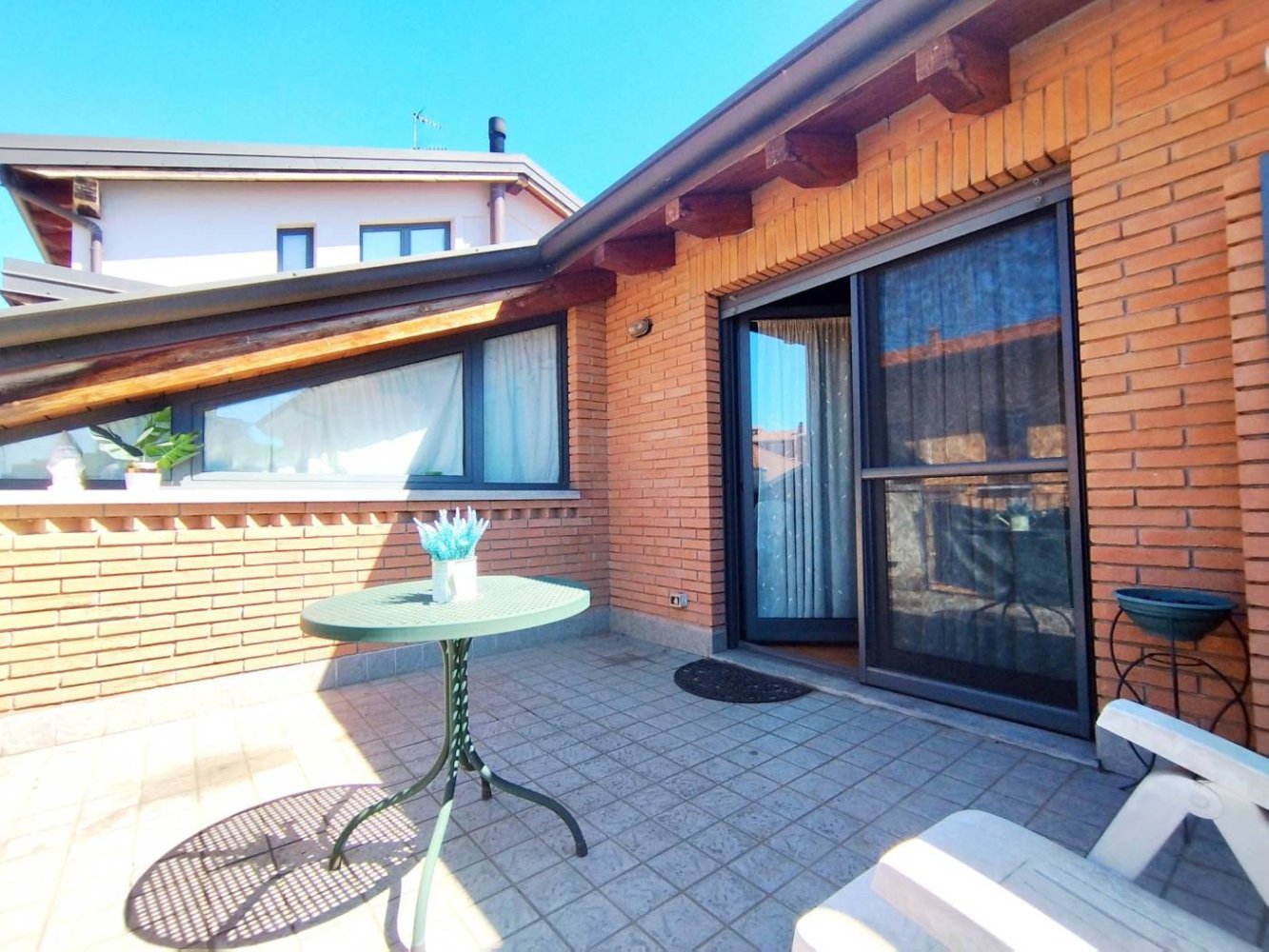 Apartamento de 1 dormitorio en Rho, Italy No. 269779