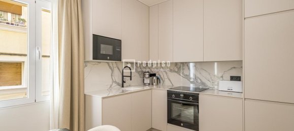 Квартира с 2 спальнями в Мадрид, Испания № 144719 3