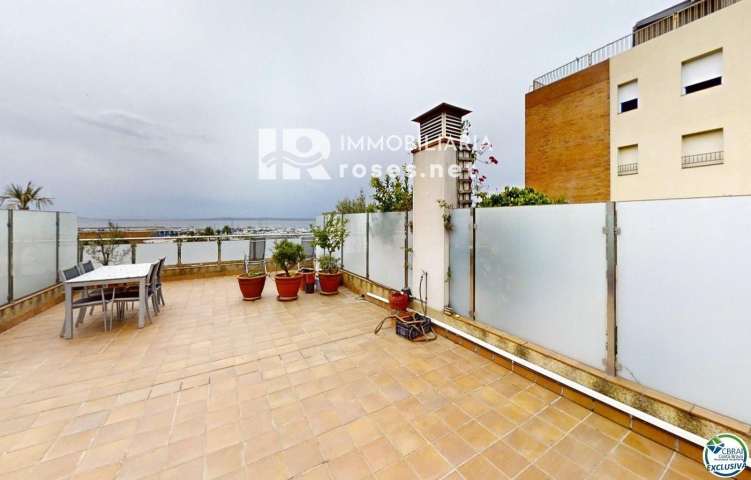 3 chambres Duplex à Roses, Spain No. 259777