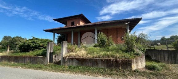 Вилла с 6 комнатами в Баньоло Пьемонте, Италия № 303417 4