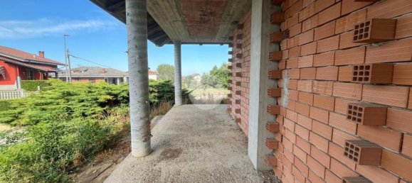 Вилла с 6 комнатами в Баньоло Пьемонте, Италия № 303417 3