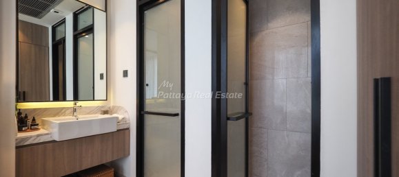 1 bedroom Condo in Pattaya, Thailand No. 8758 3
