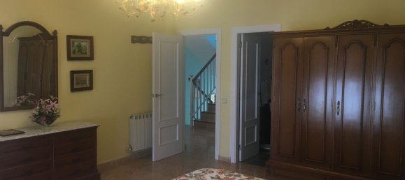 5 bedrooms House in Mostoles, Spain No. 185658 28