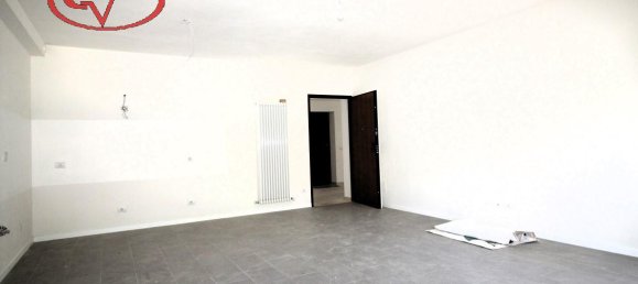 Квартира с 3 комнатами в Кавриглия, Италия № 236201 3