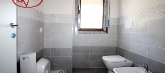 Квартира с 3 комнатами в Кавриглия, Италия № 236201 9