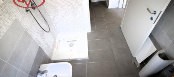 Квартира с 3 комнатами в Кавриглия, Италия № 236201 8