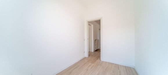 4-Zimmer Wohnung in Parma, Italy, Nr. 225847 10