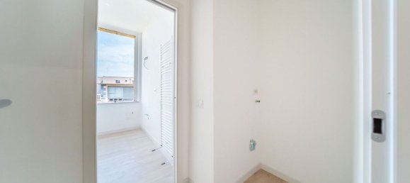 4-Zimmer Wohnung in Parma, Italy, Nr. 225847 21