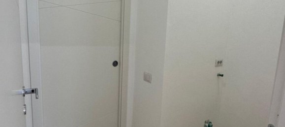 4-Zimmer Wohnung in Parma, Italy, Nr. 225847 30