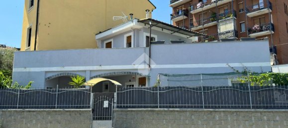 2 rooms House in Turin, Italy No. 236455 13