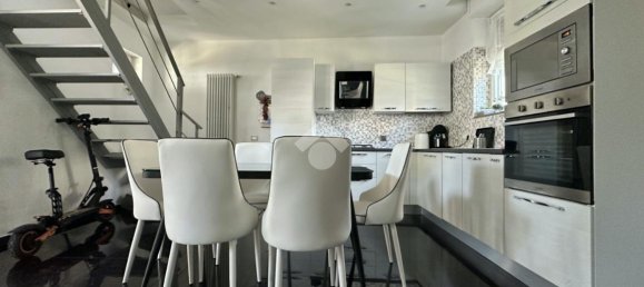 2 rooms House in Turin, Italy No. 236455 11