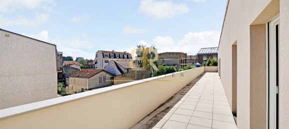 Apartamento de 2 dormitorios en Aubervilliers, France No. 171162 7