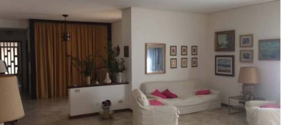 6 bedrooms Apartment in Alcamo, Italy No. 352146 2
